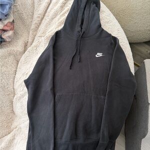Nike Men's Black Pullover Hoodie